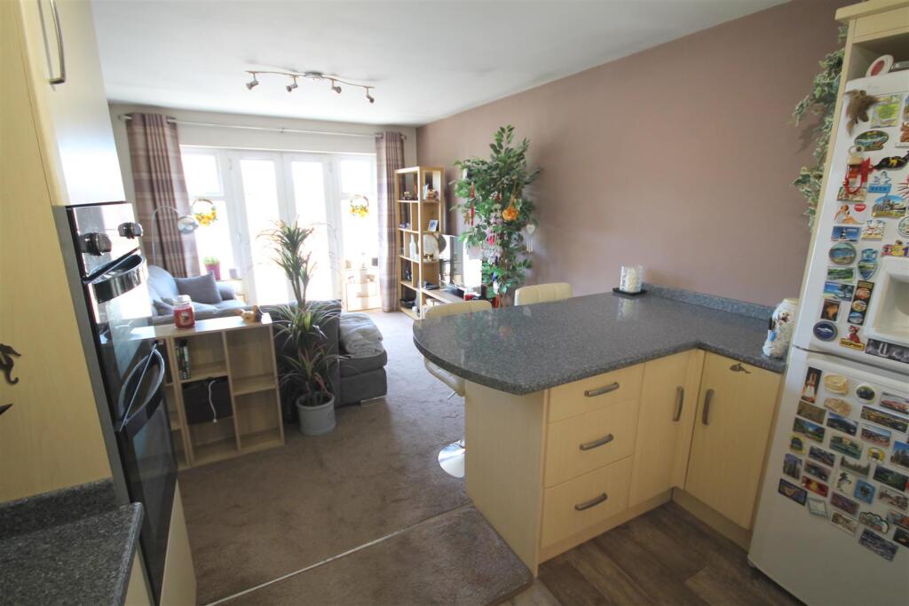 AR Kitchen Living i.JPG