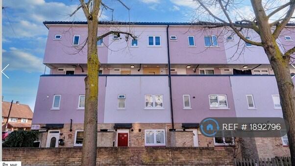 Lytchet Way, Enfield, EN3