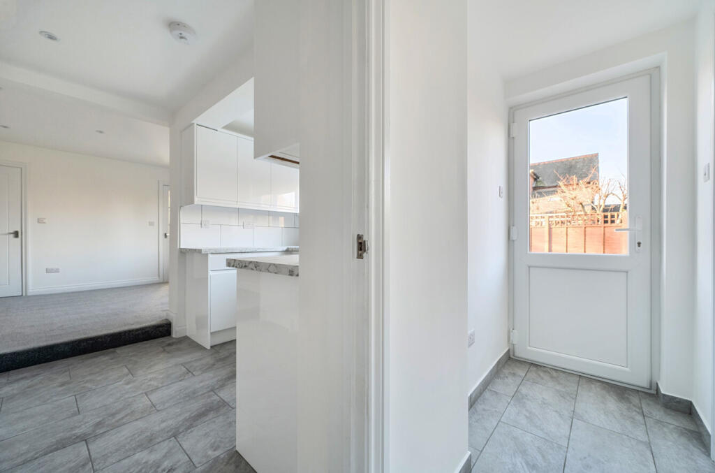 1388057-2-693fe08...