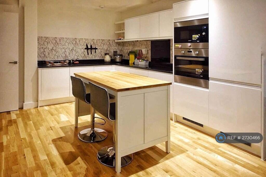 Open Kitchen 