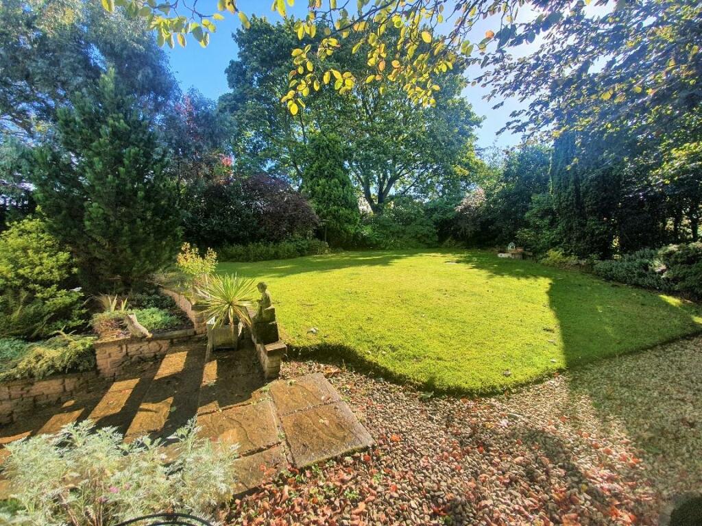 Princethorpe Way, Ernsford Grange - Garden