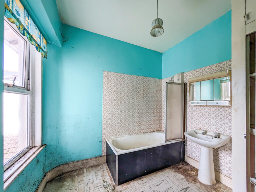 01-09-2025  21-37-01 PXL 20250901 082906308 MP.8NHXt T202509041116.jpg