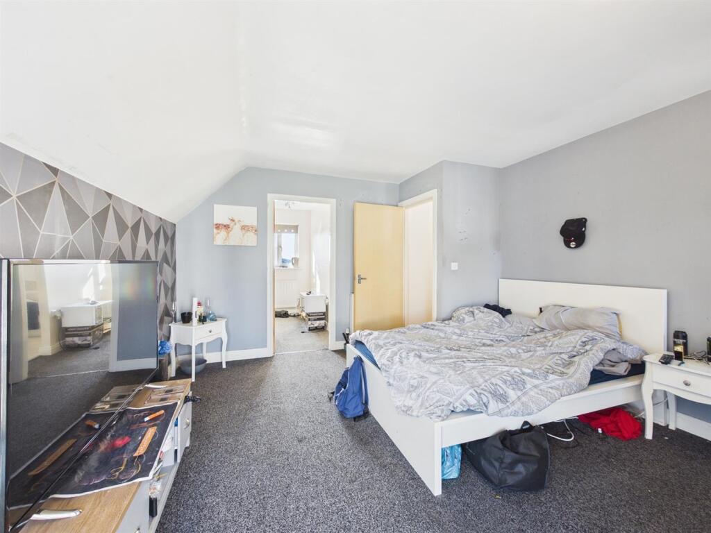 25 The Featherworks (27).jpg