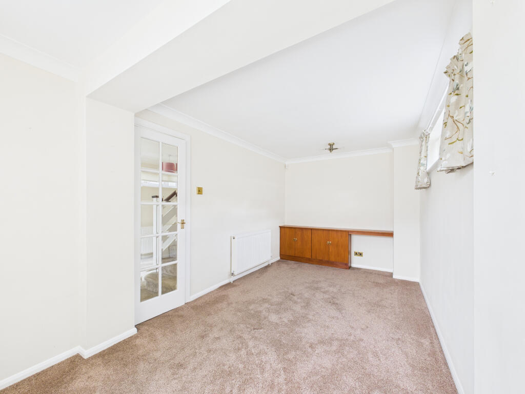 CAM01354G0-PR0485-STILL004