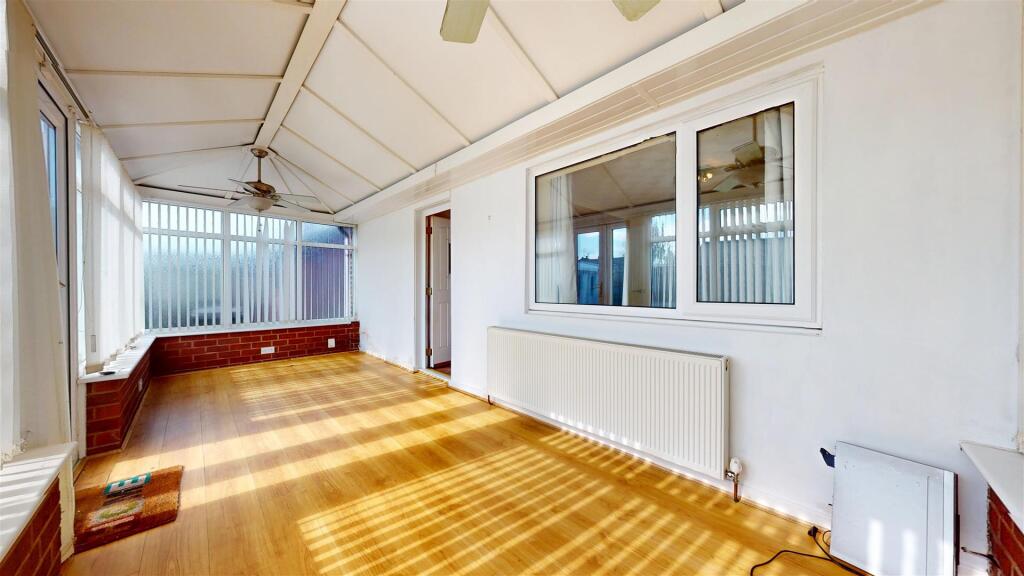 Wells Avenue Conservatory