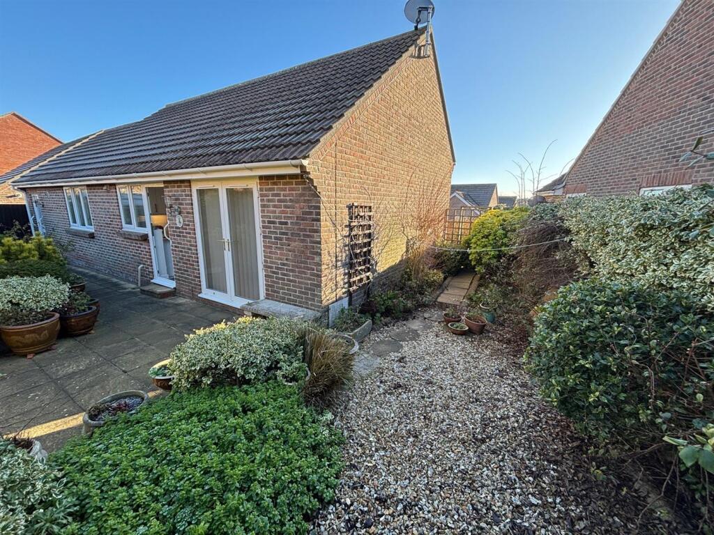 Rear Garden 3.jpg