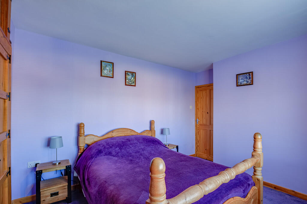 Bedroom 5.3