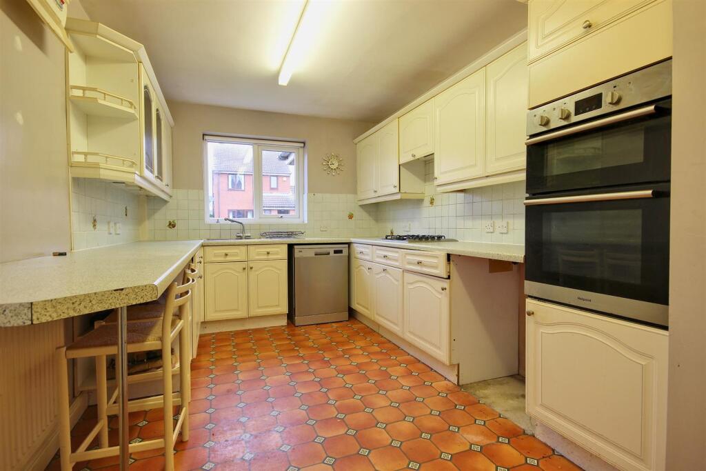 BREAKFAST KITCHEN