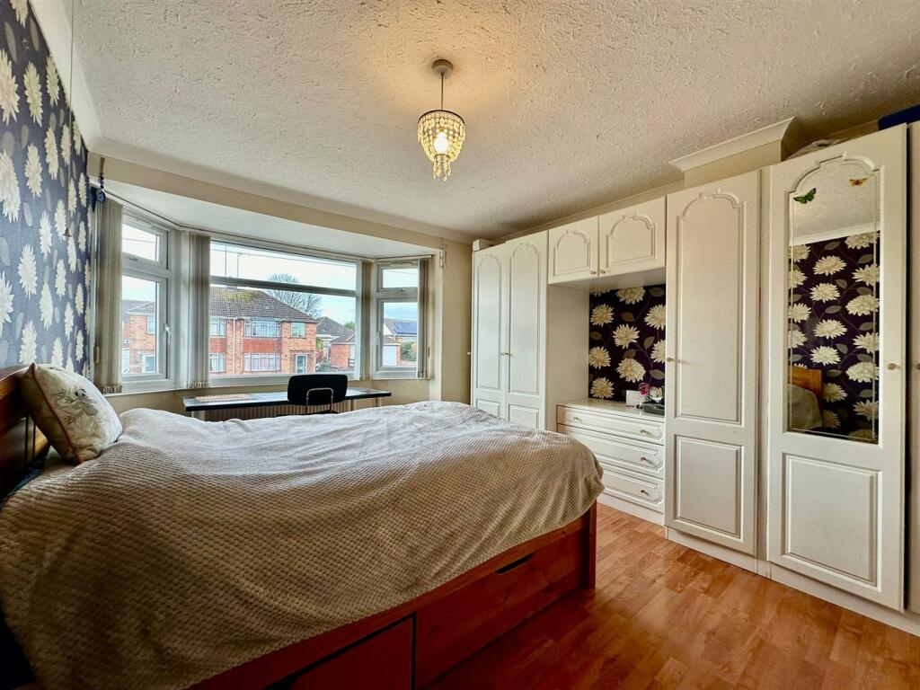 WhatsApp Image 2024-12-09 at 13.59.03_10aaee16.jpg