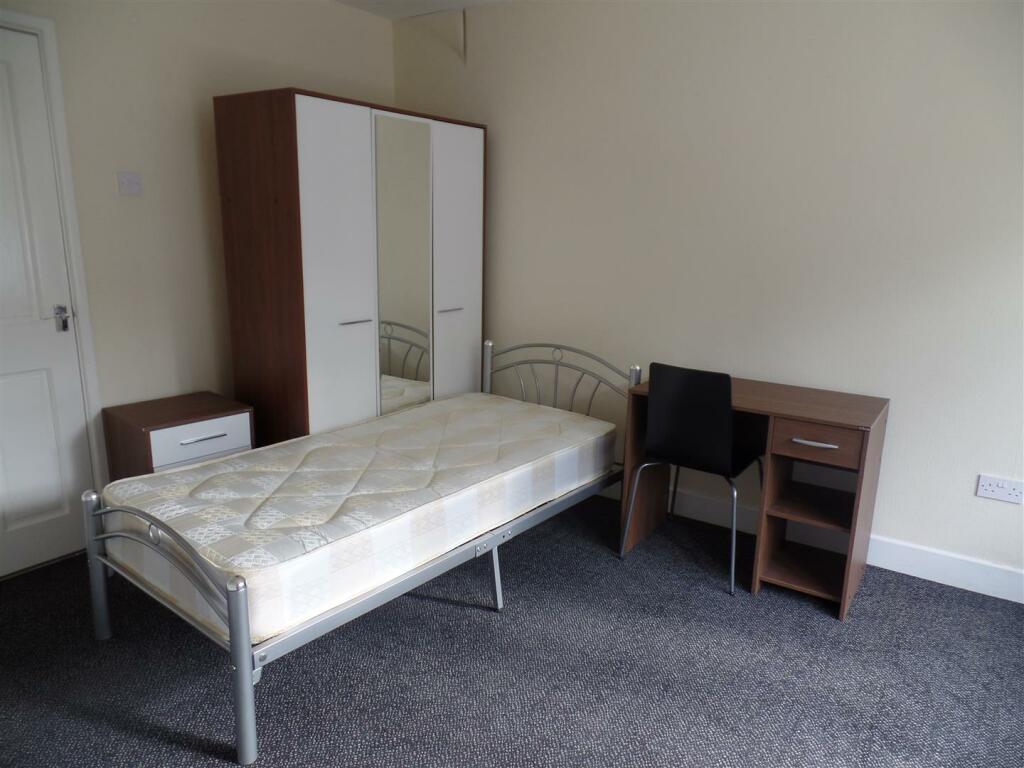 Templar Avenue, Tile Hill - Ground Floor Bedroom