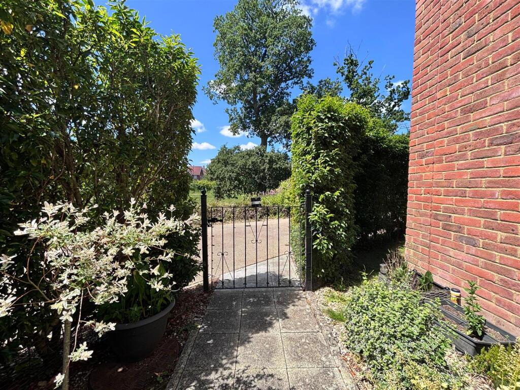 garden3.jpg