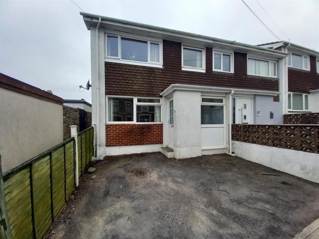 12 Waterloo Tce Front.jpg