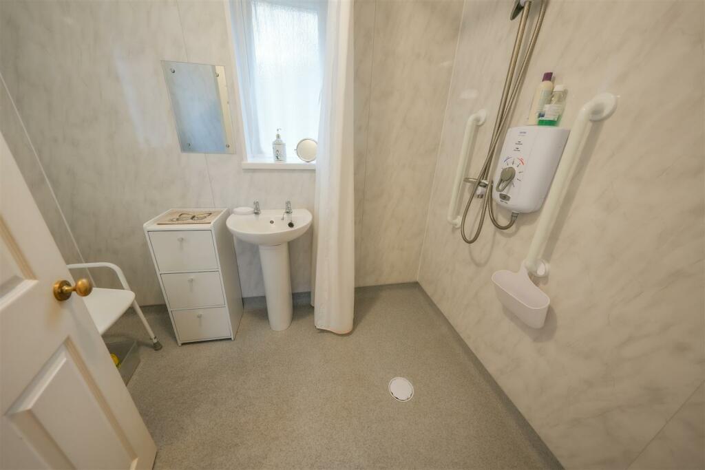 WET ROOM