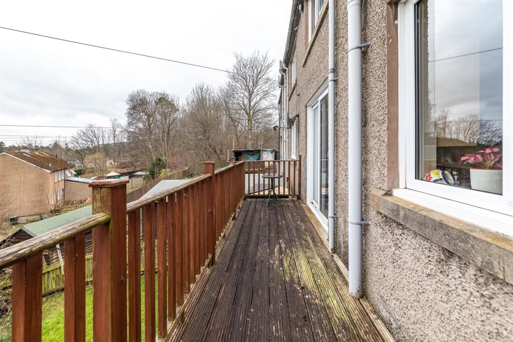 64 Forest Gardens Galashiels 45.JPG
