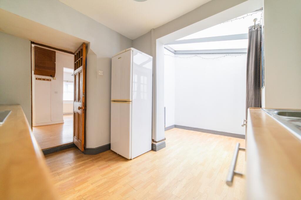 Call 02920 454555 to secure your viewing_6