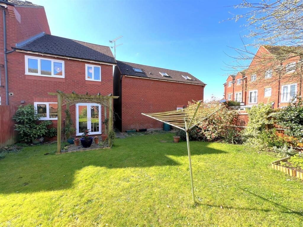 rear elevation 1.jpg