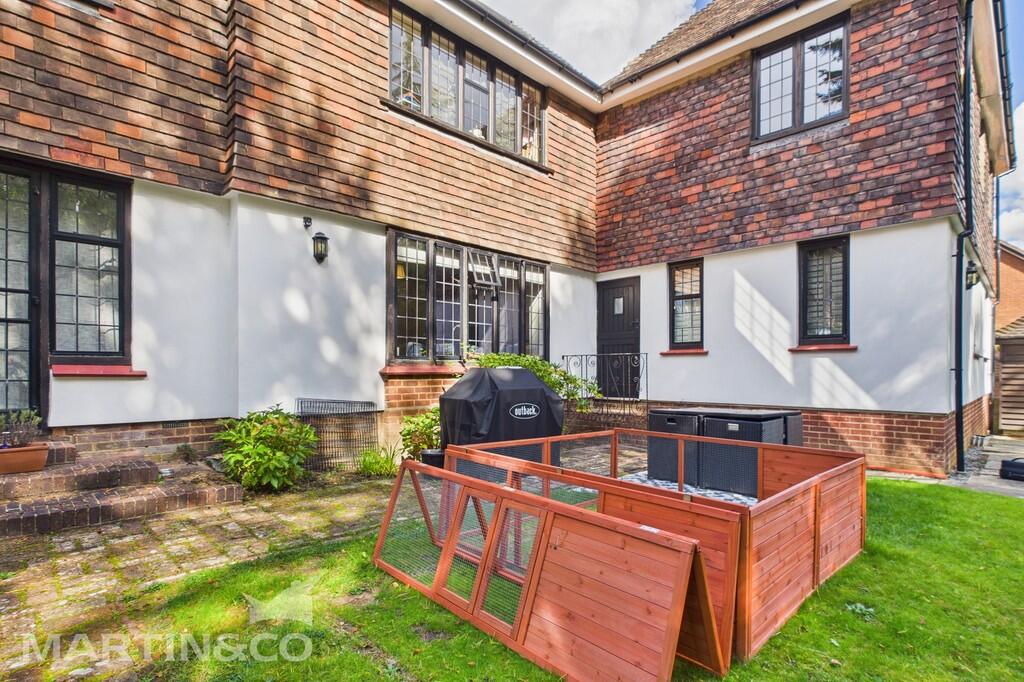 CAM01953G0-PR0115...