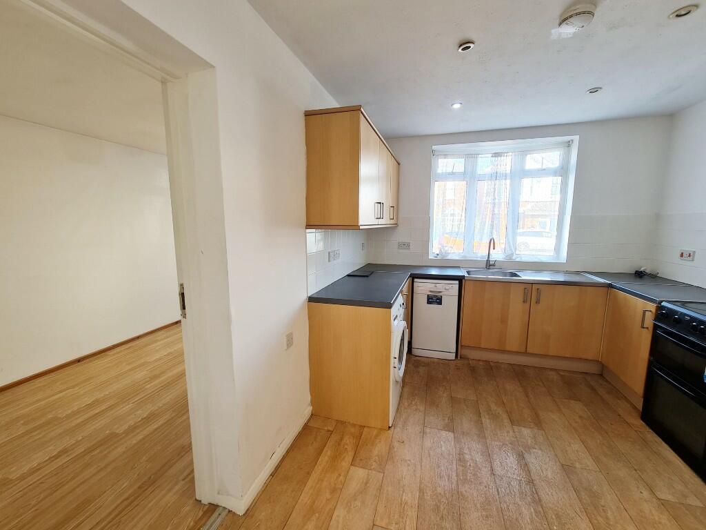 Kitchen to Dining Rm