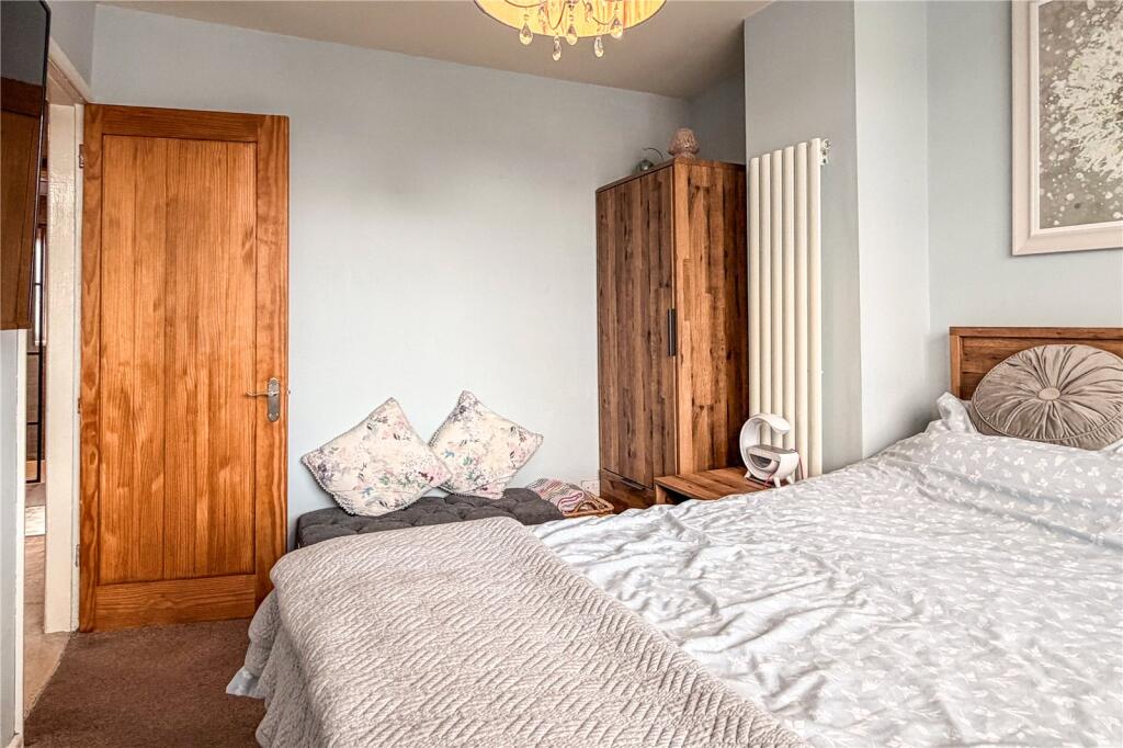 Bed 1