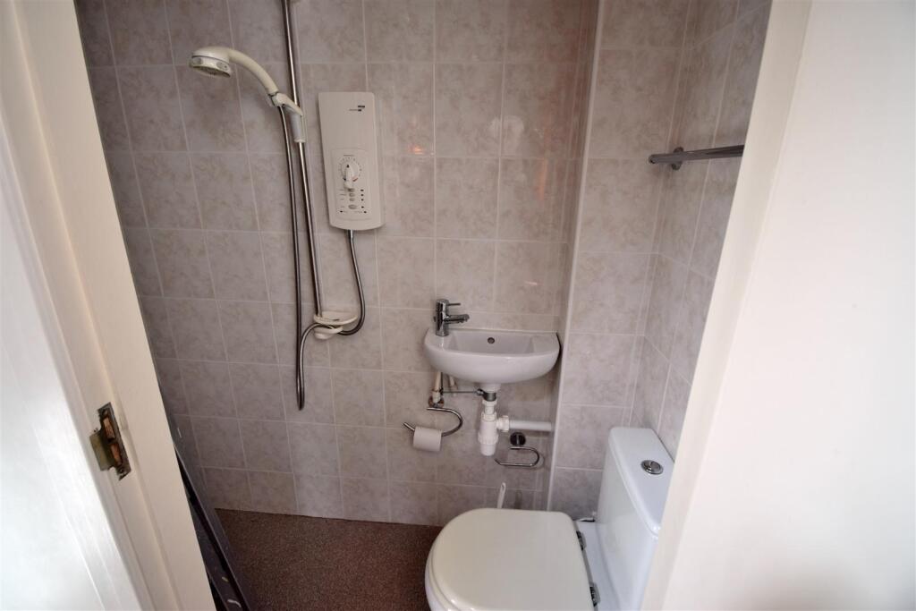 Downstairs Wet Room