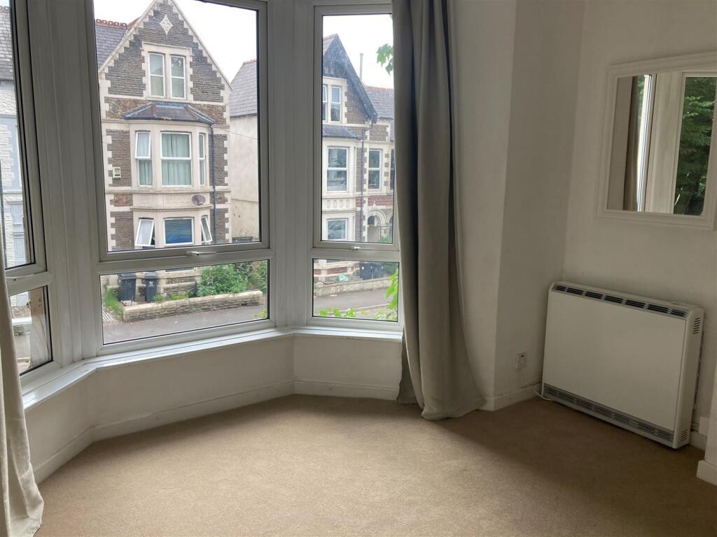 100 Connaught Road - living area.jpg