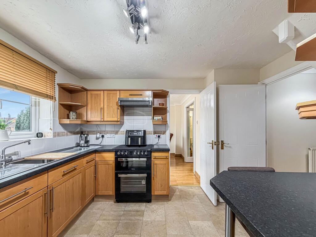 Kitchen/Breakfast Room