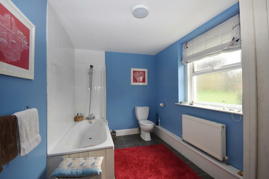 Bathroom.JPG