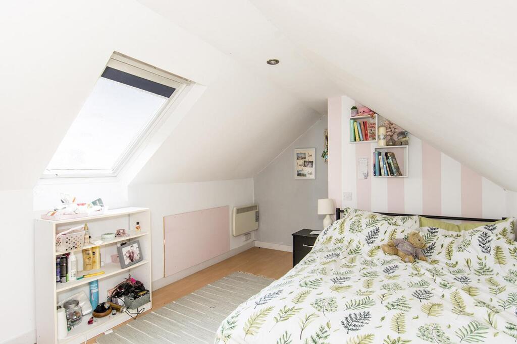 (Loft Room Photo Two)