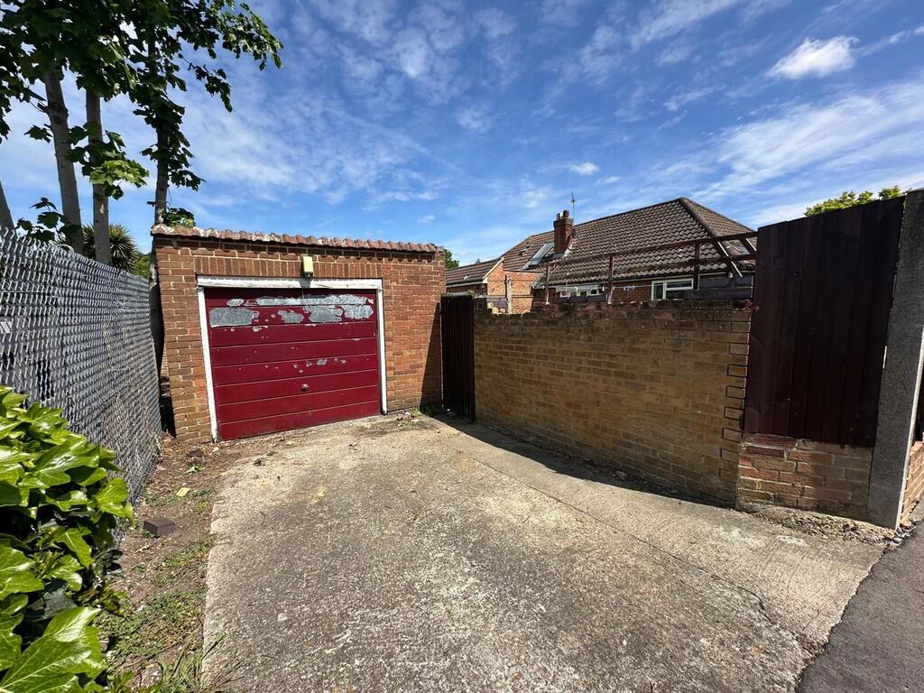 IMG-20250507-WA00...