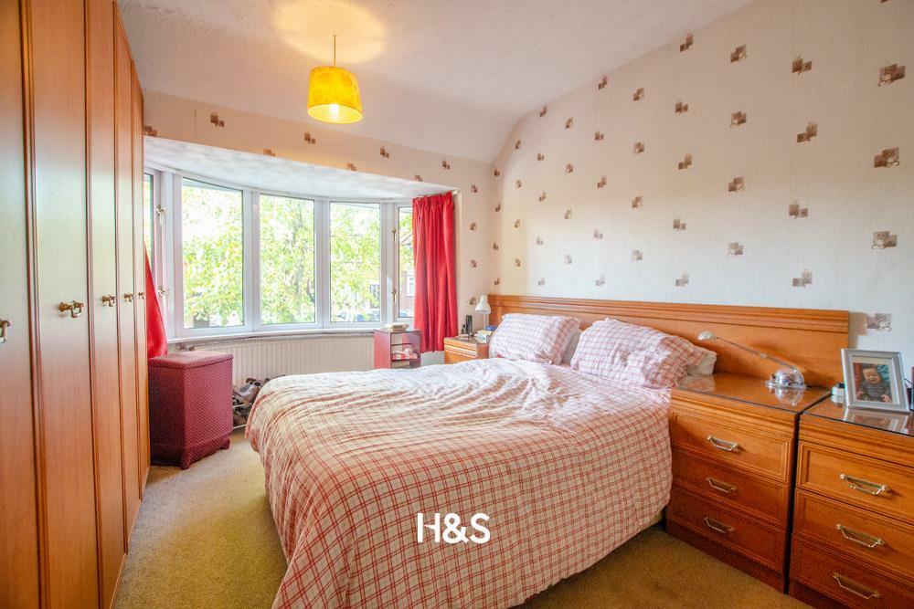 64 watwood bedroom one.jpg