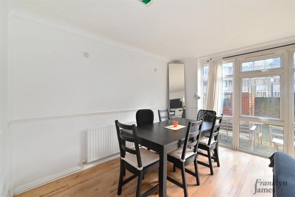 Pigott-Street (2).JPG