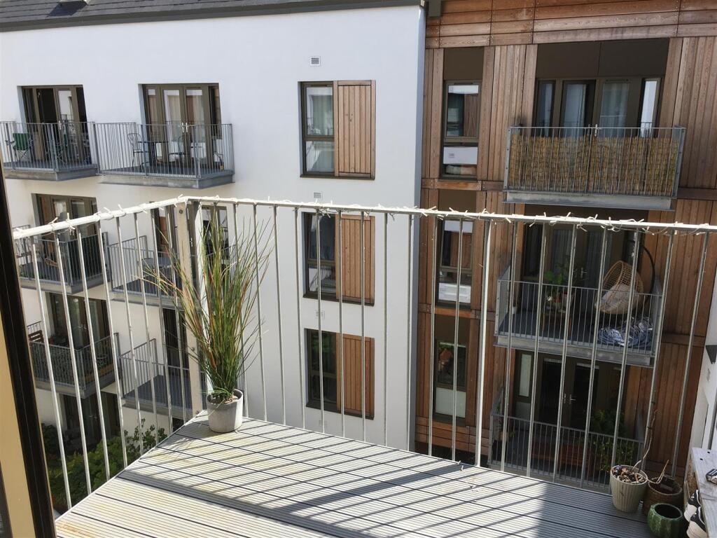 View of a modern residential building facade fe...