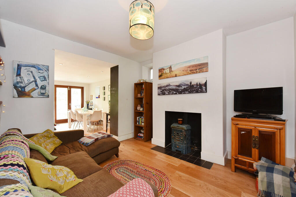 27 Southborough r...