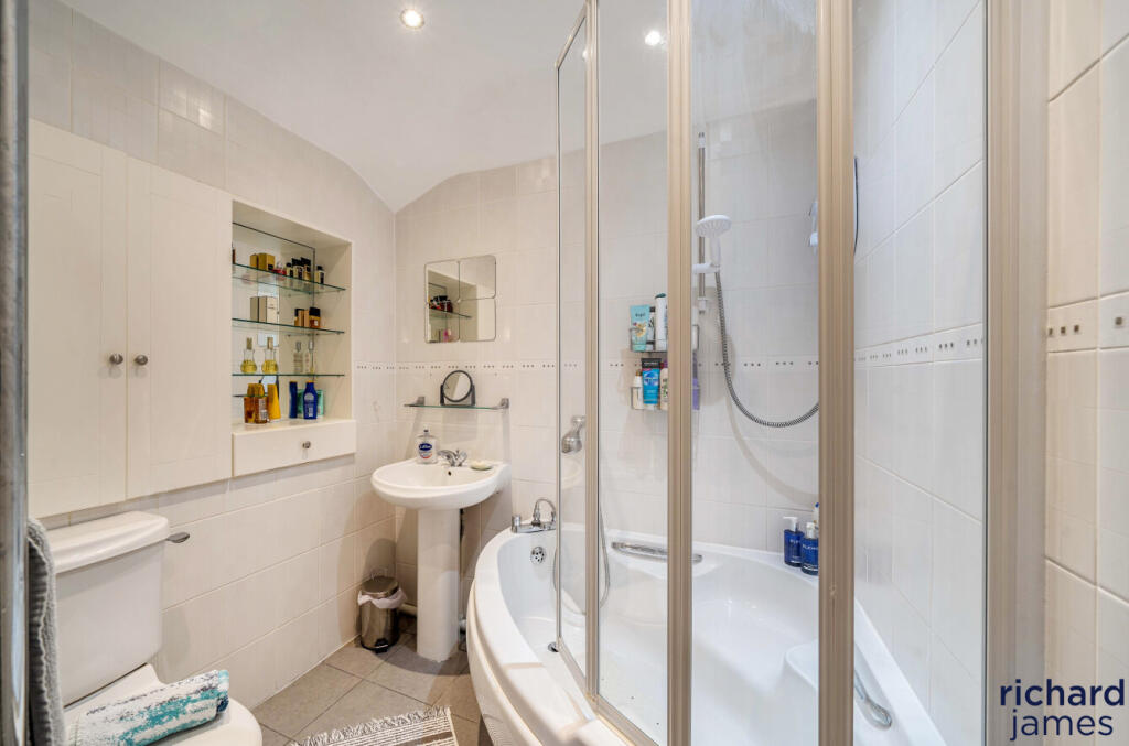 ea6f4d0a13e4422caff20db55233fac4