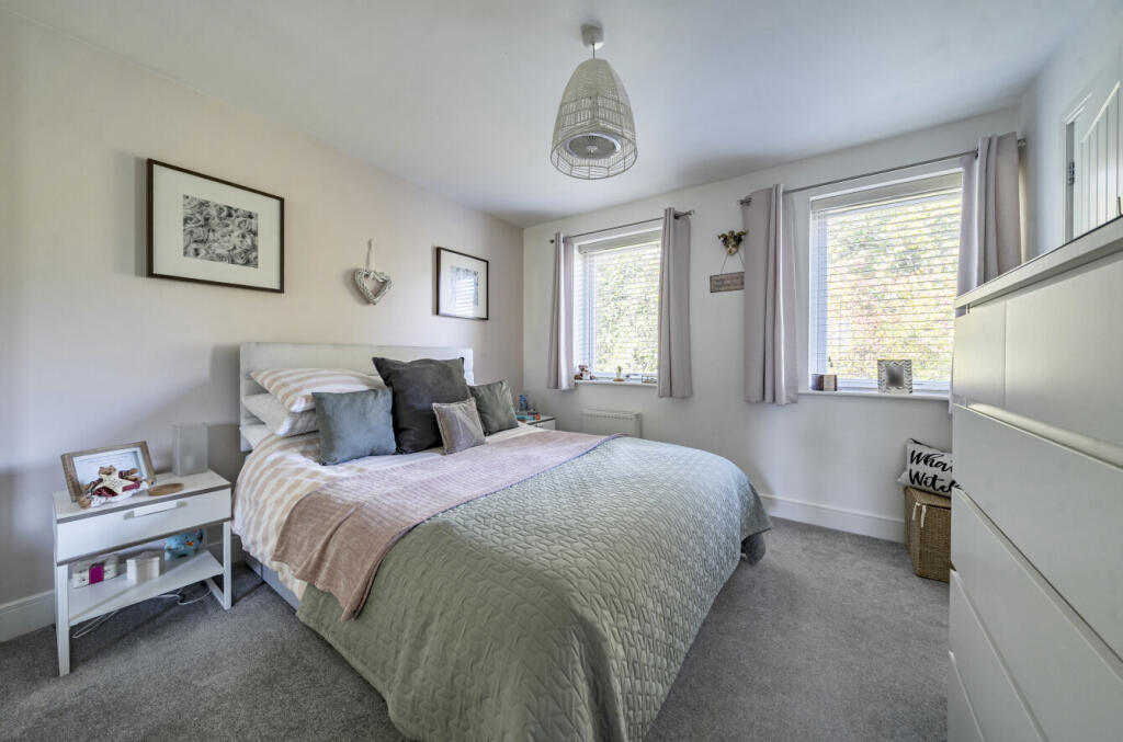 1371988-3-68f8ded...