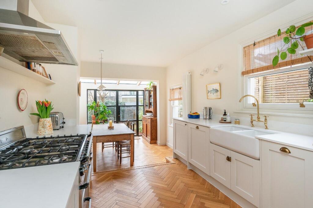 0B2RHD - KitchenDiner C.jpg