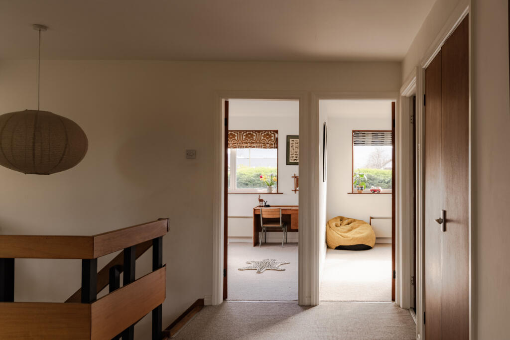 264919 - 1 Hallgarth 72.jpg