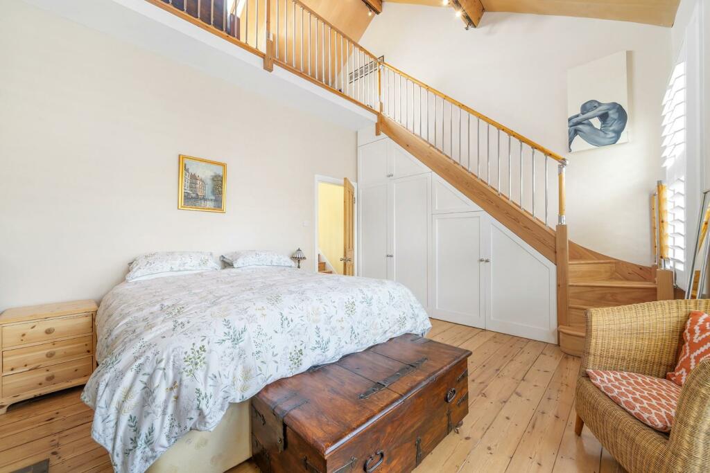 Bedroom (7).jpg