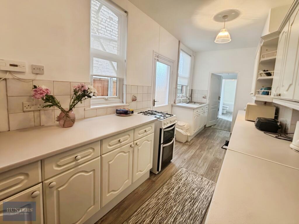 Kitchen Area 1