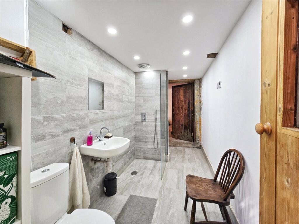 En-Suite Shower Room