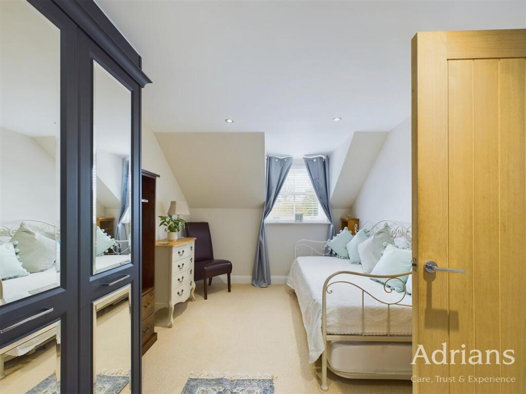 BEDROOM TWO