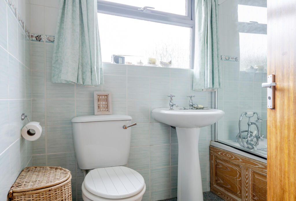 1309106-23-684aad...