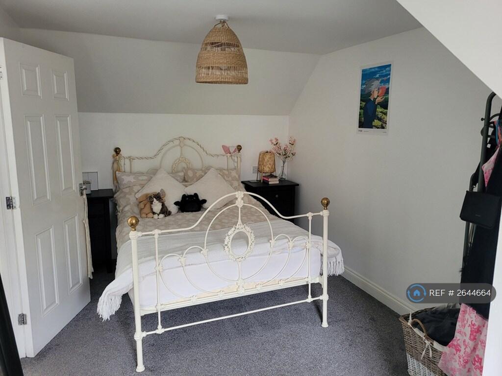 Double Bedroom