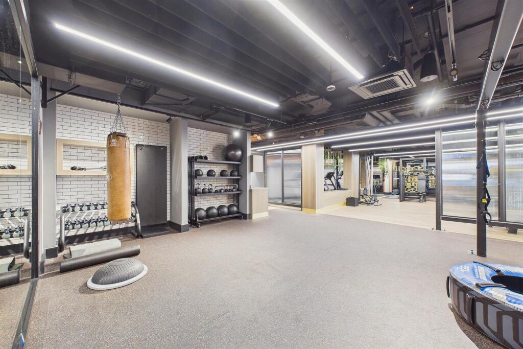 Gym 4.jpg