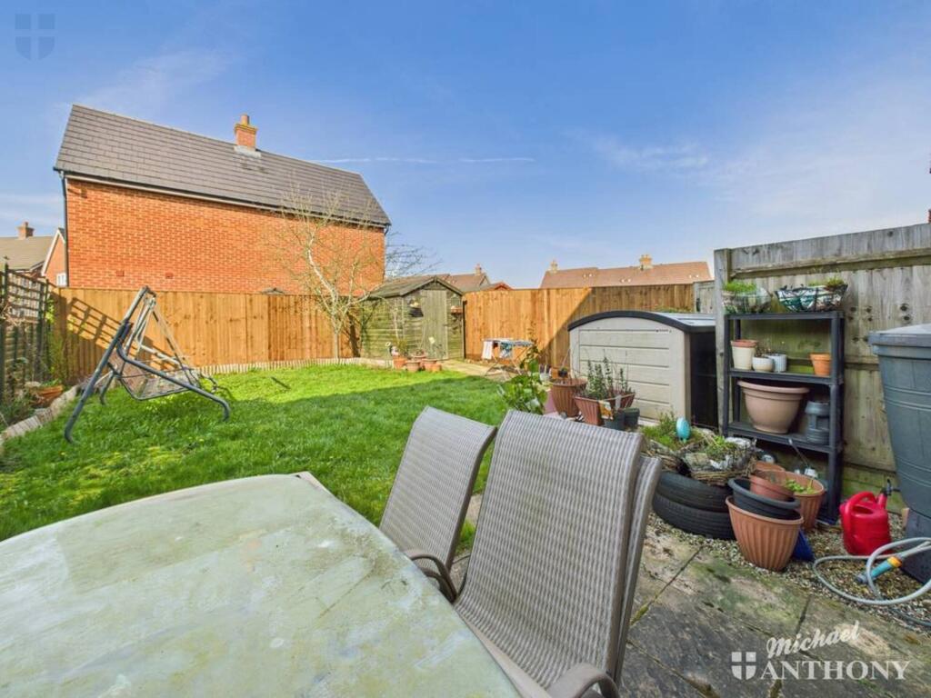 CAM03852G0-PR0238-STILL026-thumbnail-h750-70