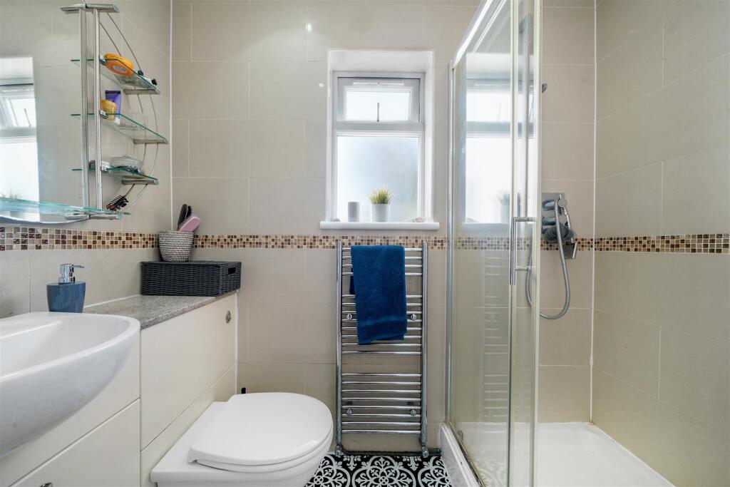 39 Carlton Avenue West - foDqPuRLkuILY0Yf9jKl.jpg