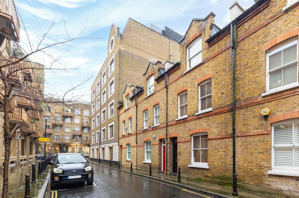 Curlew Street - 2...