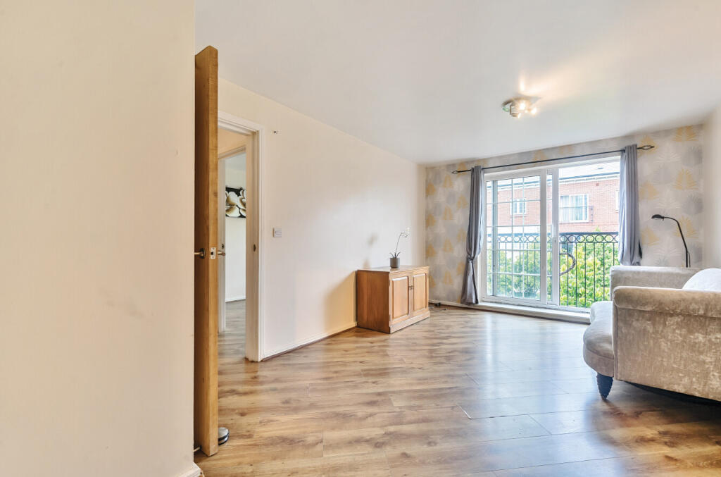 1318965-10-6874f0...