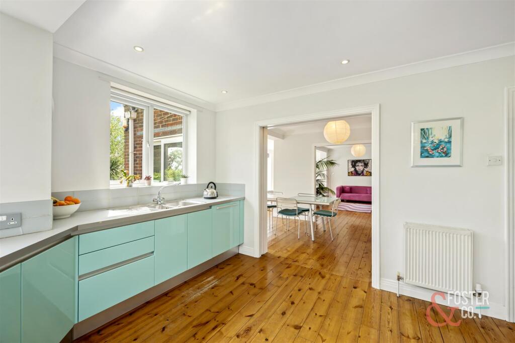 Benett Drive, 10-007.jpg