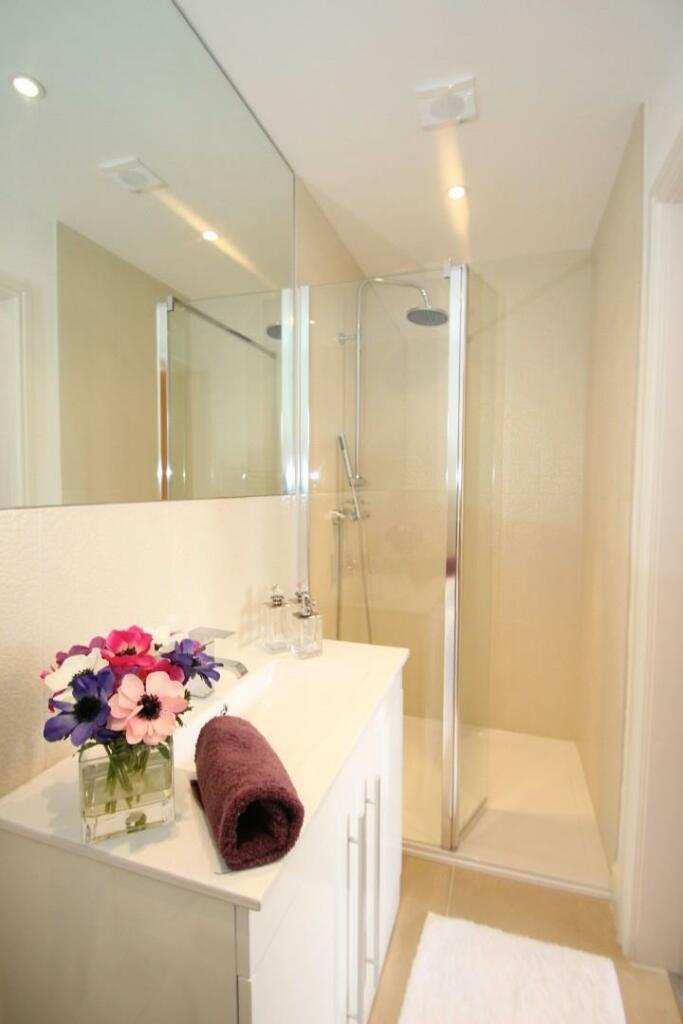 En Suite Shower Room